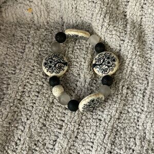 Stone Stretchy Bracelet Swirly Tree design - different clear and dark beads